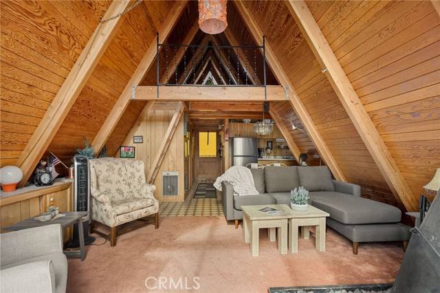 Running Springs, CA 92382,33148 Arrowbear Drive