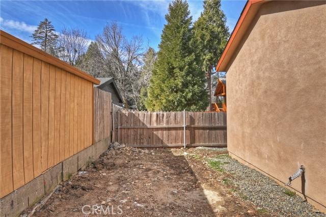 Crestline, CA 92325,22847 Juniper Lane
