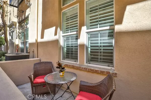 Corona, CA 92883,4445 Owens Street