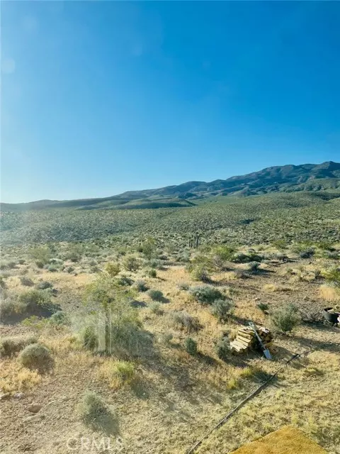 Lucerne Valley, CA 92356,7077 Camp Rock Road