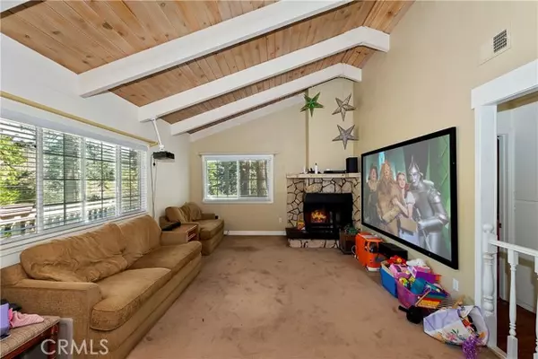 Crestline, CA 92325,1212 Jungfrau Drive