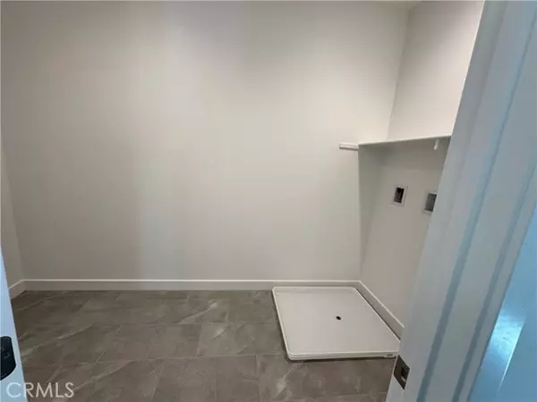 Santa Paula, CA 93060,1877 Coffeeberry Road