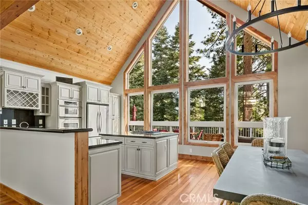 Lake Arrowhead, CA 92352,346 Bel Air Drive