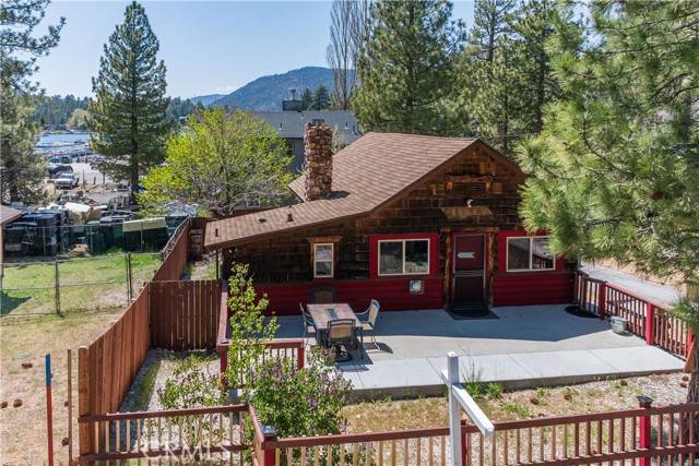 344 Edgemoor Road, Big Bear Lake, CA 92315