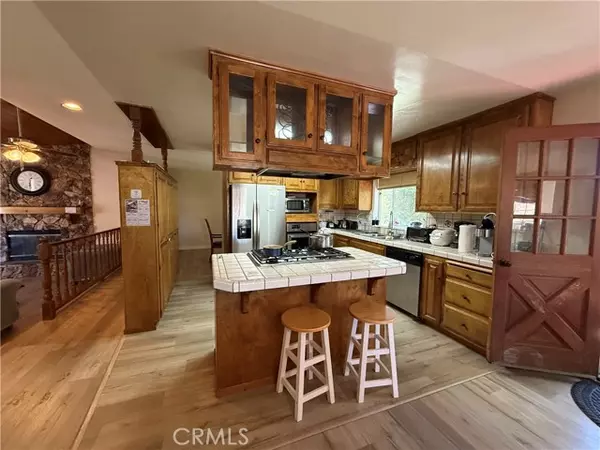 Crestline, CA 92325,24466 Horst Drive