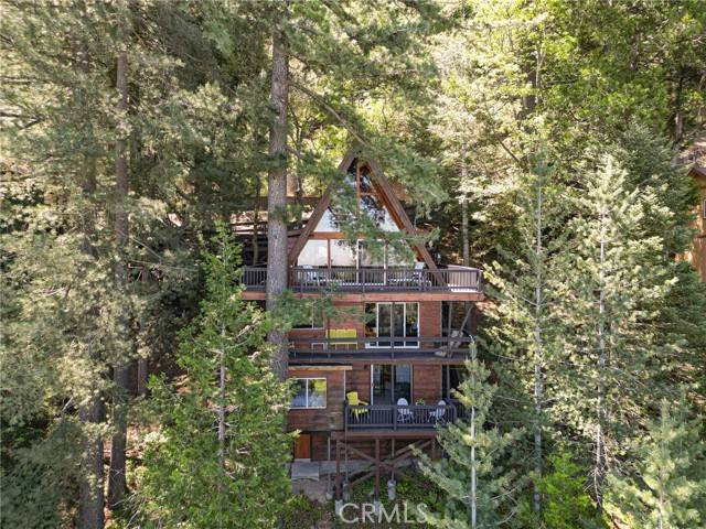 Crestline, CA 92325,24032 Skyland Drive