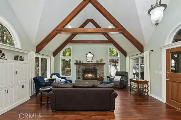 405 Terrace Road, Lake Arrowhead, CA 92352