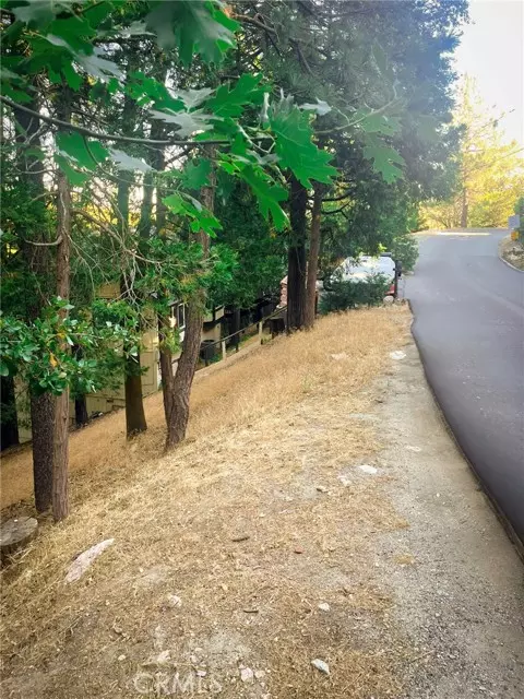 1274 Evergreen Lane, Lake Arrowhead, CA 92352