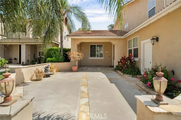 Eastvale, CA 92880,13261 Wooden Gate Way