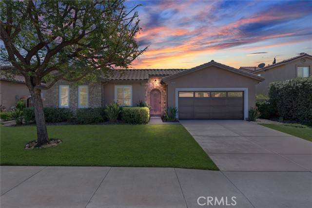 35240 Via Santa Catalina, Winchester, CA 92596