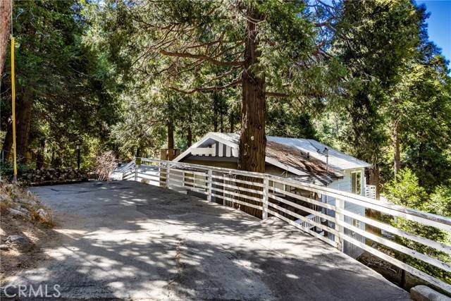 Crestline, CA 92325,854 Arbula Drive