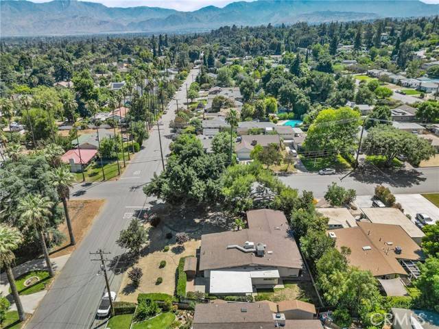 Redlands, CA 92373,1204 San Jacinto