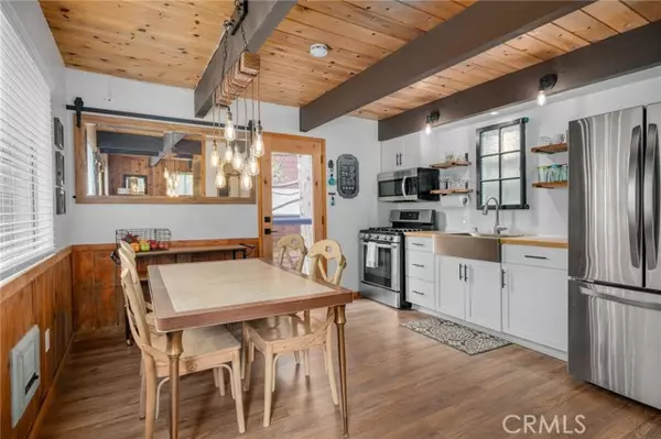 Idyllwild, CA 92549,26530 Crestview Drive