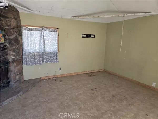 Lucerne Valley, CA 92356,35690 Cambria Road