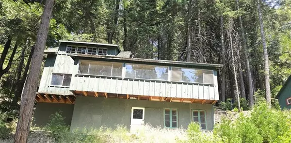 Blue Jay, CA 92317,435 Blue Jay Canyon Road