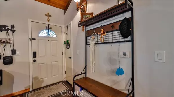 Crestline, CA 92325,370 Weisshorn Drive