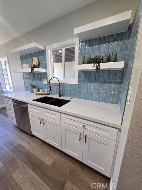 Redlands, CA 92374,938 East Lugonia Avenue