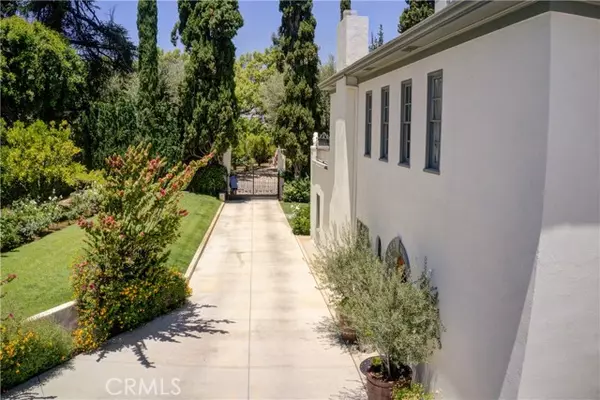 Redlands, CA 92373,1205 West Highland Avenue