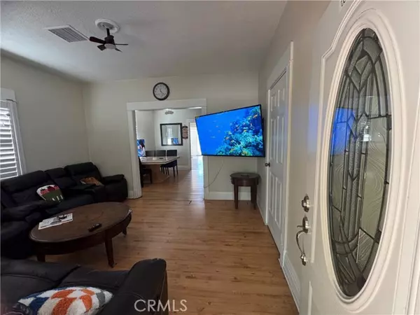 Corona, CA 92879,603 East 8th Street
