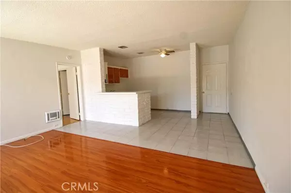 Palm Springs, CA 92264,567 Desert Way