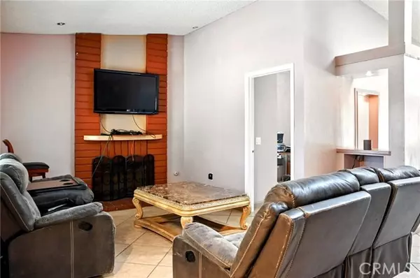 Moreno Valley, CA 92553,12579 Penske Street