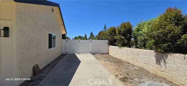 Corona, CA 92881,3024 Sonrisa Drive