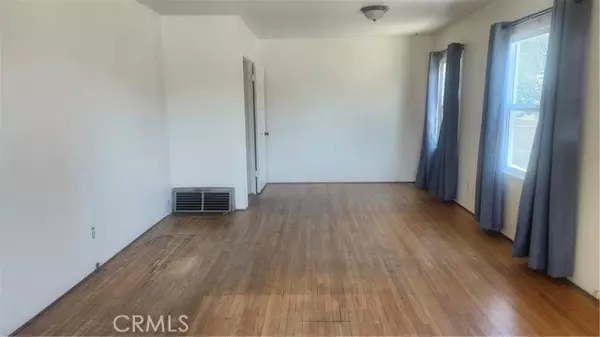 San Bernardino, CA 92405,1076 West 25th Street