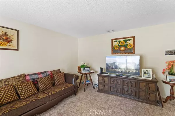 Corona, CA 92882,1633 West Ontario Avenue