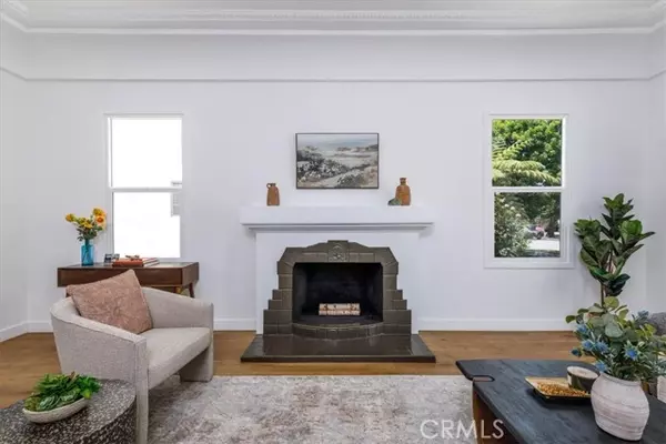 Los Angeles, CA 90008,4325 9th Avenue