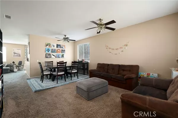 Hesperia, CA 92344,8421 Long View Avenue