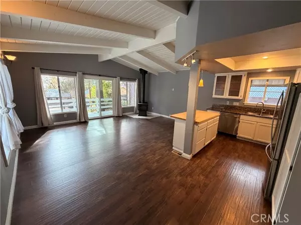 Running Springs, CA 92382,31014 Glen Oak Drive