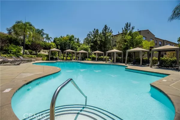 Corona, CA 92883,4456 Owens Street