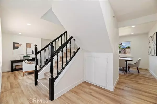 Corona, CA 92882,2476 Grove Ave