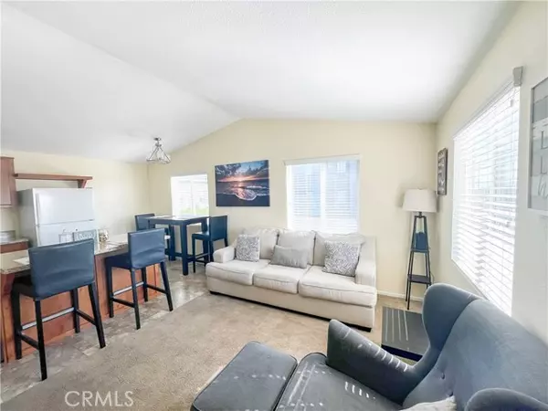 Fontana, CA 92335,8221 Ilex Street