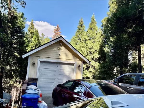 Crestline, CA 92325,743 Woodland Road