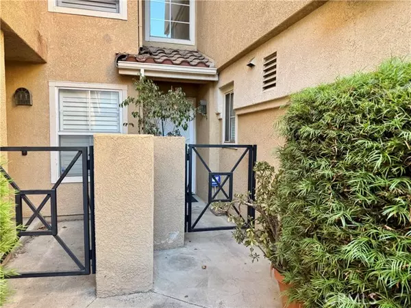 Corona, CA 92881,2001 Via Como