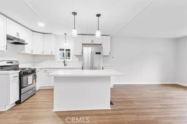 Cypress, CA 90630,9080 Bloomfield Ave