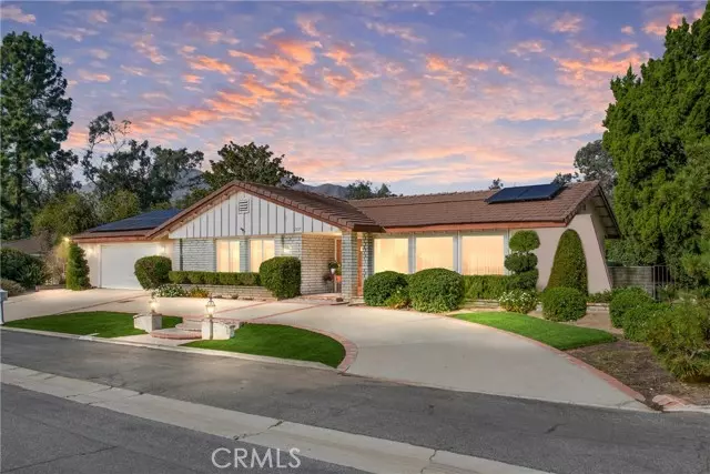 Highland, CA 92346,28370 Coachman