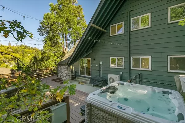 27558 W Shore Road, Lake Arrowhead, CA 92352