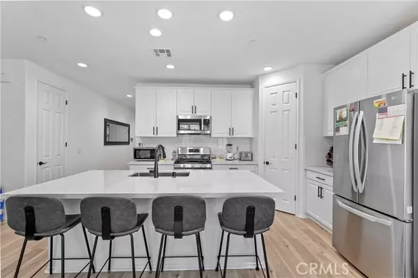 Perris, CA 92570,2451 spring wheat street