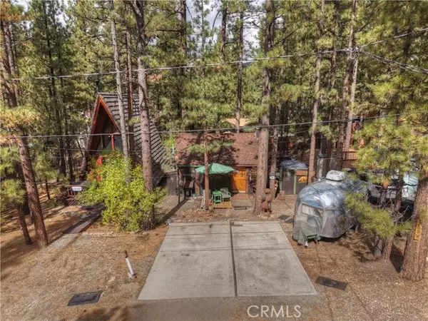 Big Bear City, CA 92314,209 West Rainbow