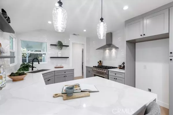Sherman Oaks, CA 91411,5447 Columbus Avenue