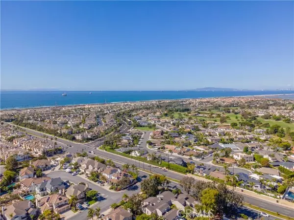 Huntington Beach, CA 92648,19748 Shorecliff