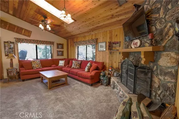 Big Bear City, CA 92314,1021 Villa Grove