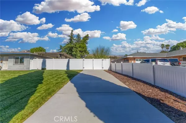 Banning, CA 92220,651 West King