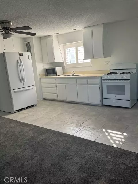 Banning, CA 92220,10495 Bluff