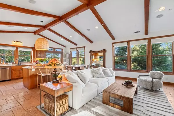 Lake Arrowhead, CA 92385,813 Greenbriar Drive