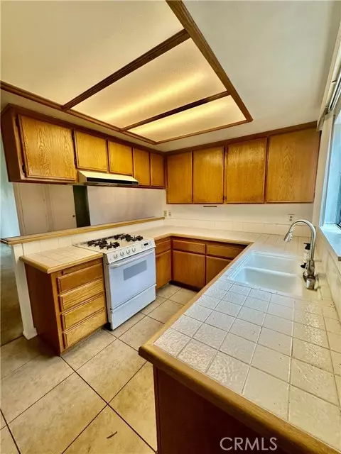 Riverside, CA 92503,12844 Tehama Circle