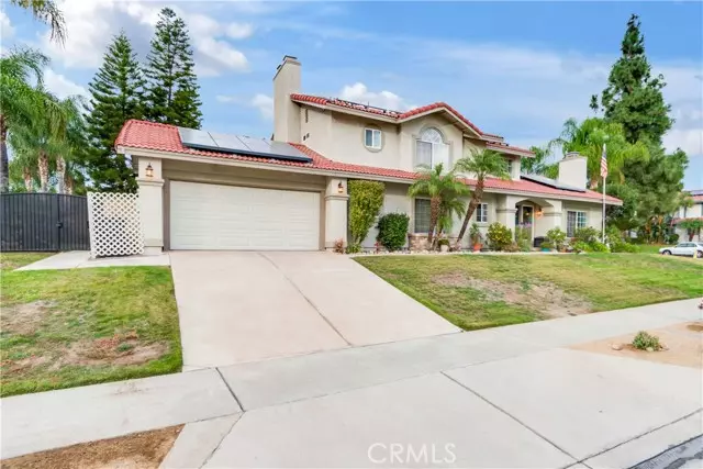 Redlands, CA 92374,1617 Waterford