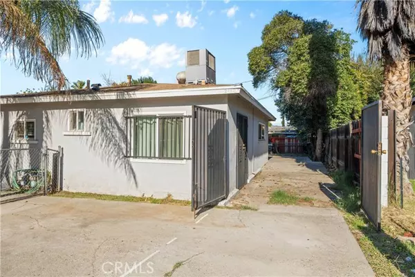 Riverside, CA 92507,2135 Down